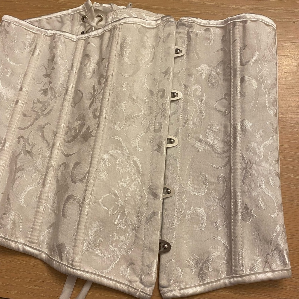 White corset size large.